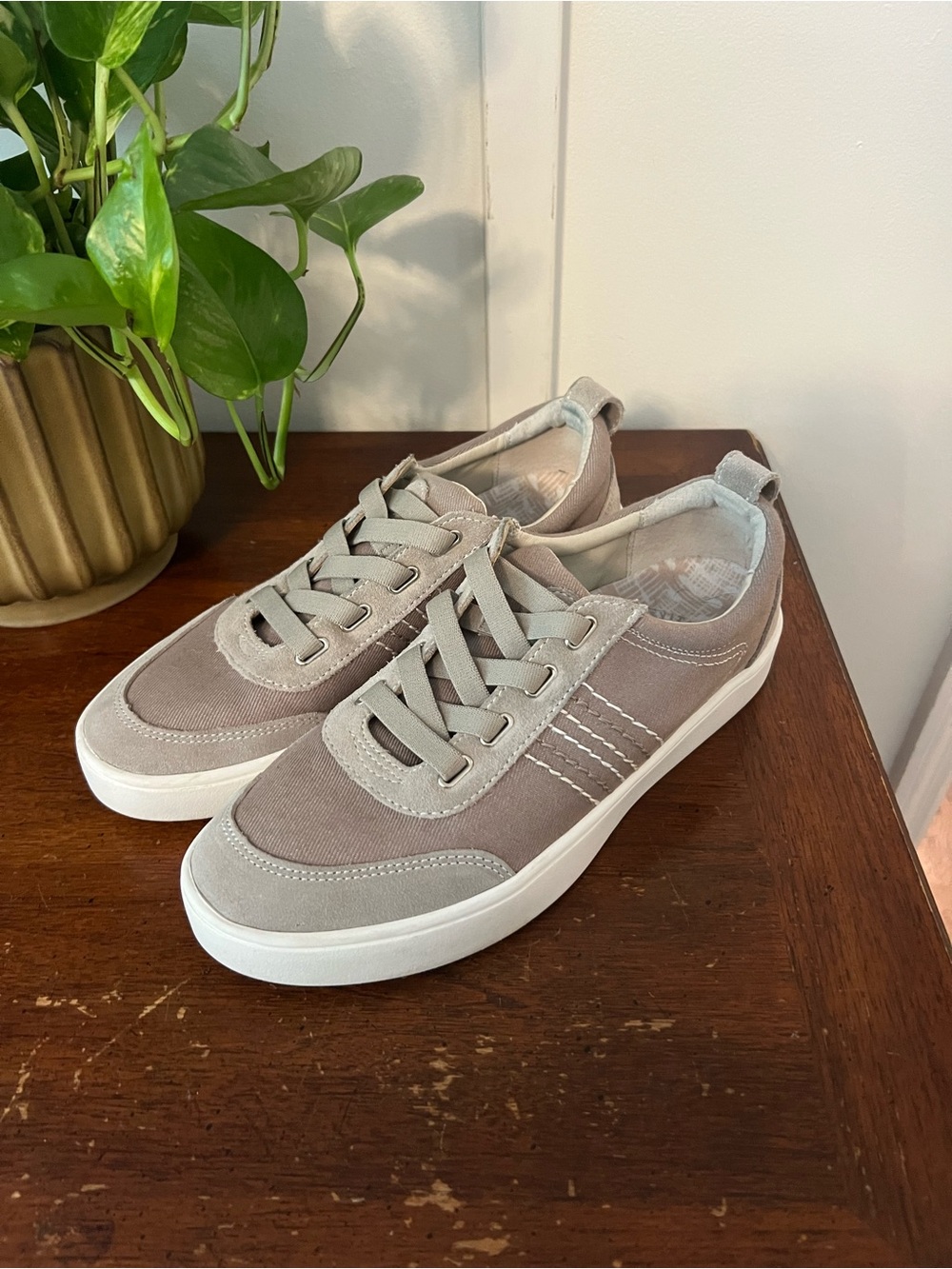 Revitalign Orthotic Canvas with Leather Detail Slip-on Sneakers-Dara size 9.5